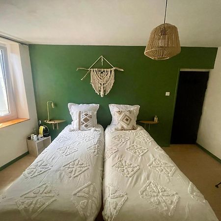 Maison Des Bourgades Saint-Julien-de-Peyrolas Eksteriør billede